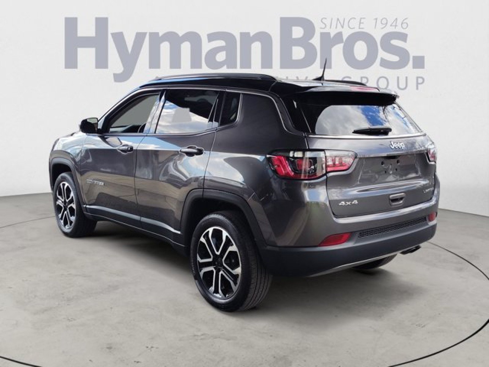 Used 2022 Jeep Compass Limited AWD/4WD image 5