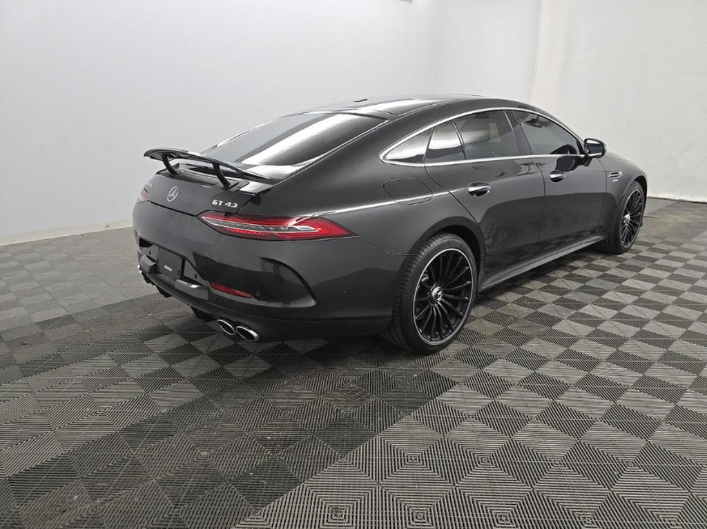 Used 2022 Mercedes-Benz AMG GT 43 image 2
