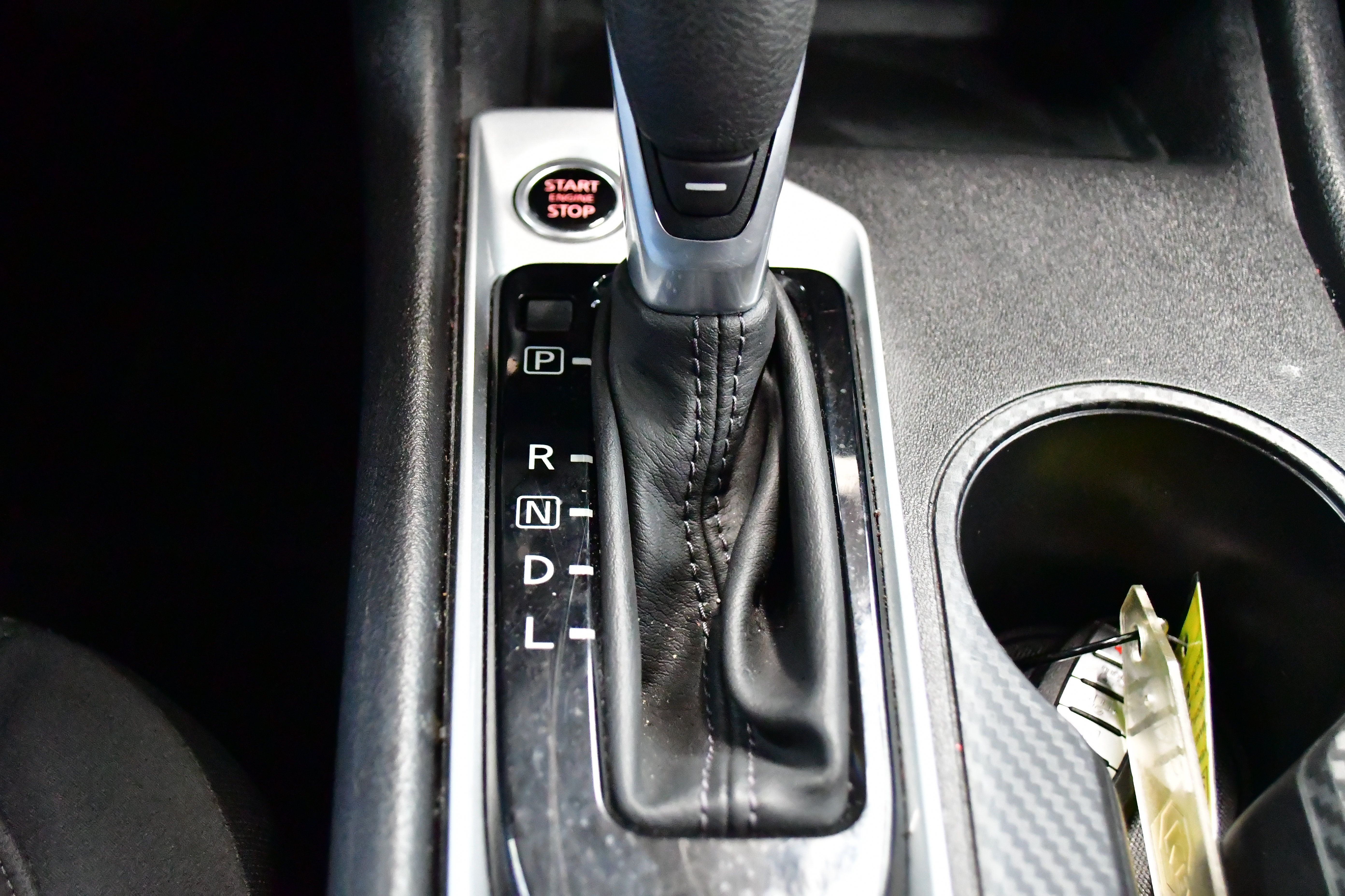 Used 2025 Nissan Altima 2.5 SV FWD image 25