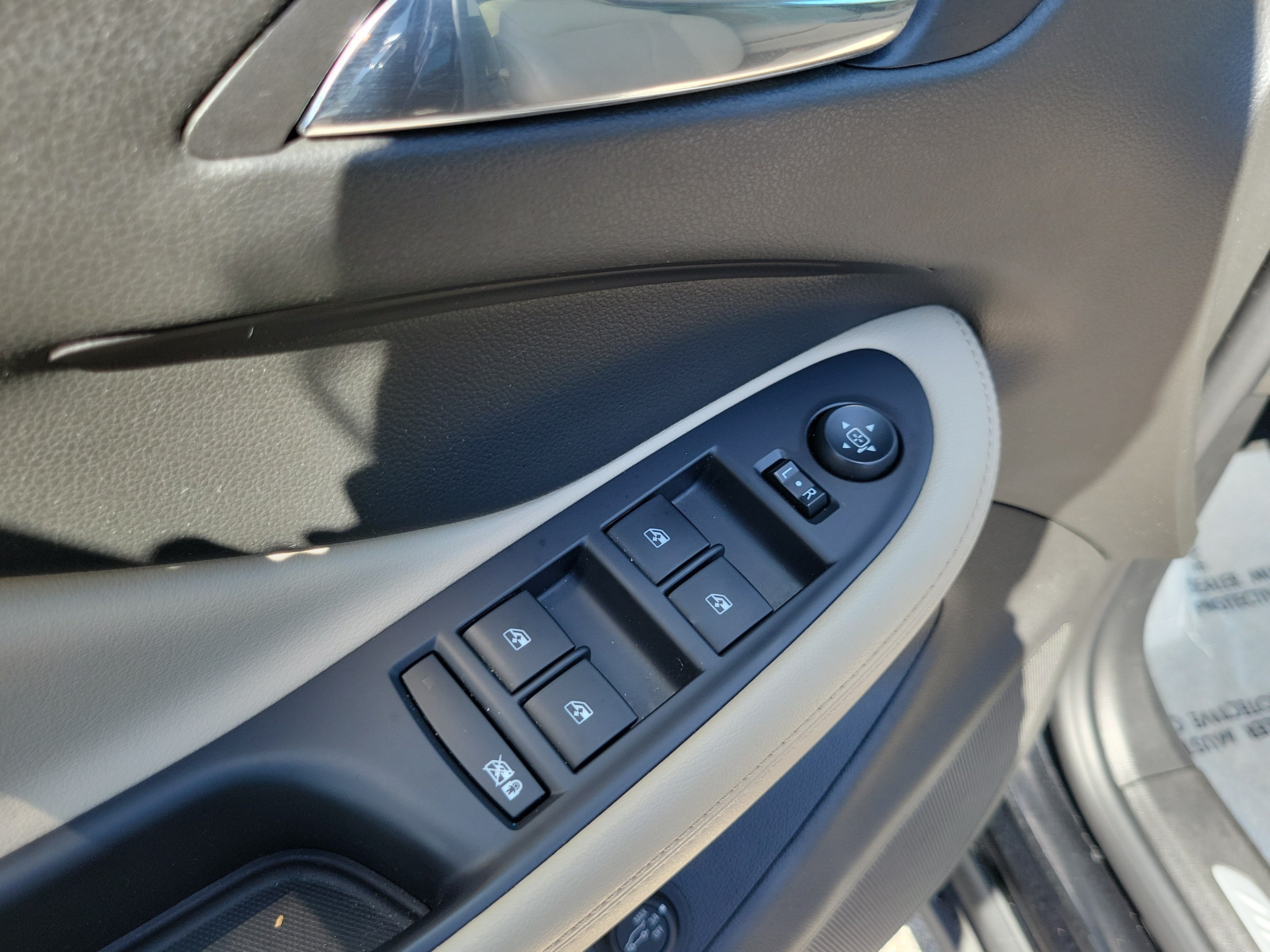 Used 2020 Buick Envision Preferred FWD image 25