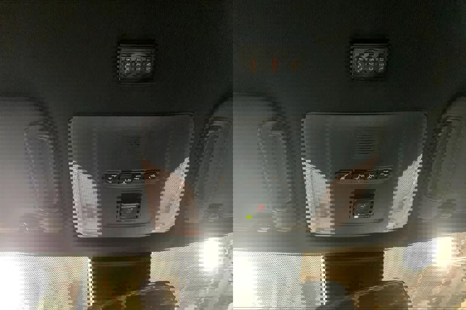 Used 2021 Toyota Corolla SE image 34