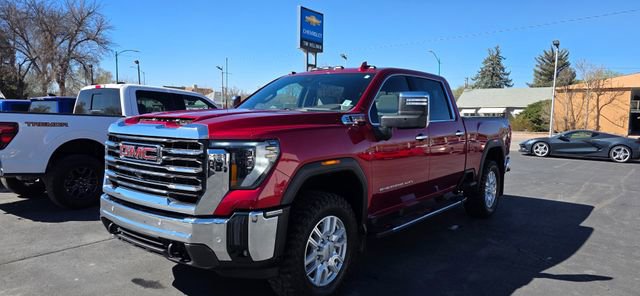 Used 2024 GMC Sierra 2500 SLT w/ SLT Premium Package image 3