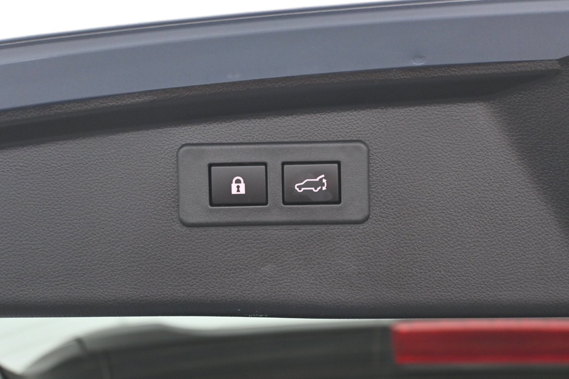 Used 2025 Subaru Outback Premium AWD/4WD image 16