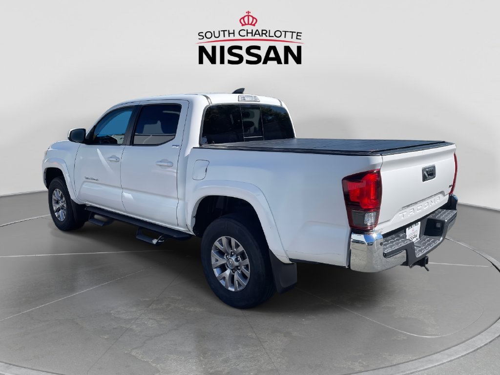 Used 2018 Toyota Tacoma SR5 RWD image 4