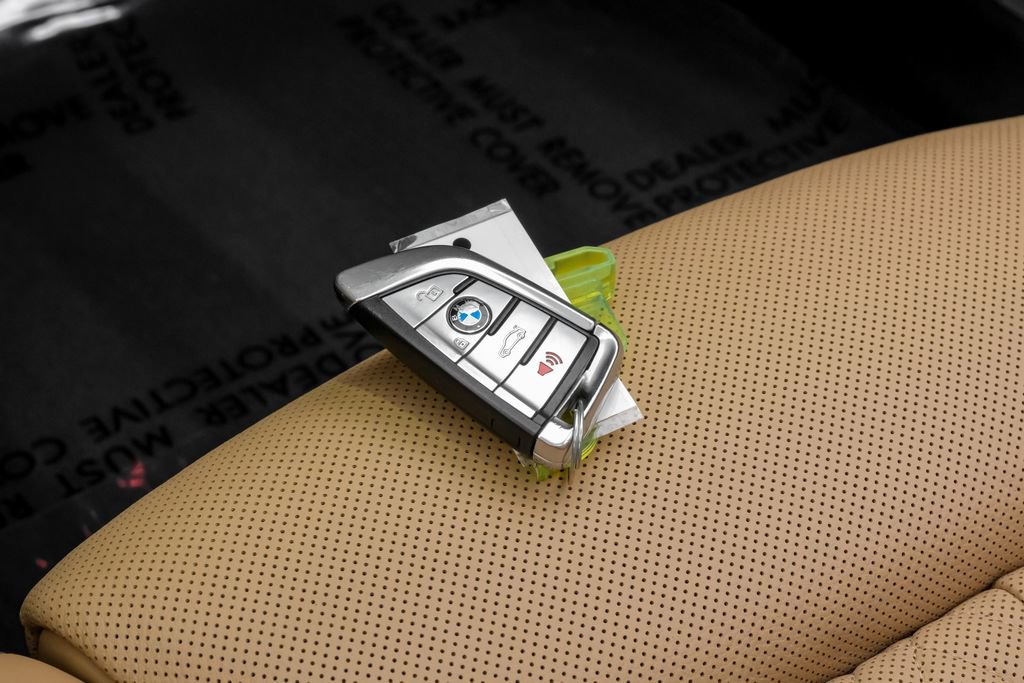 Used 2020 BMW ALPINA B7 xDrive image 66