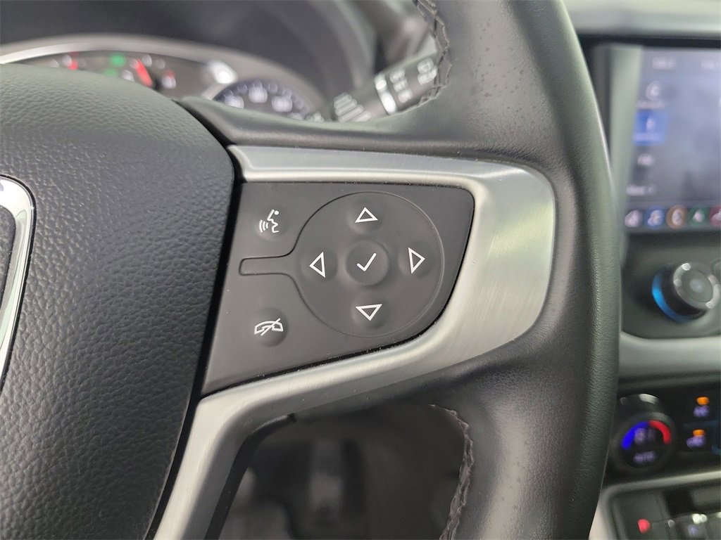 Used 2023 GMC Acadia SLT image 21
