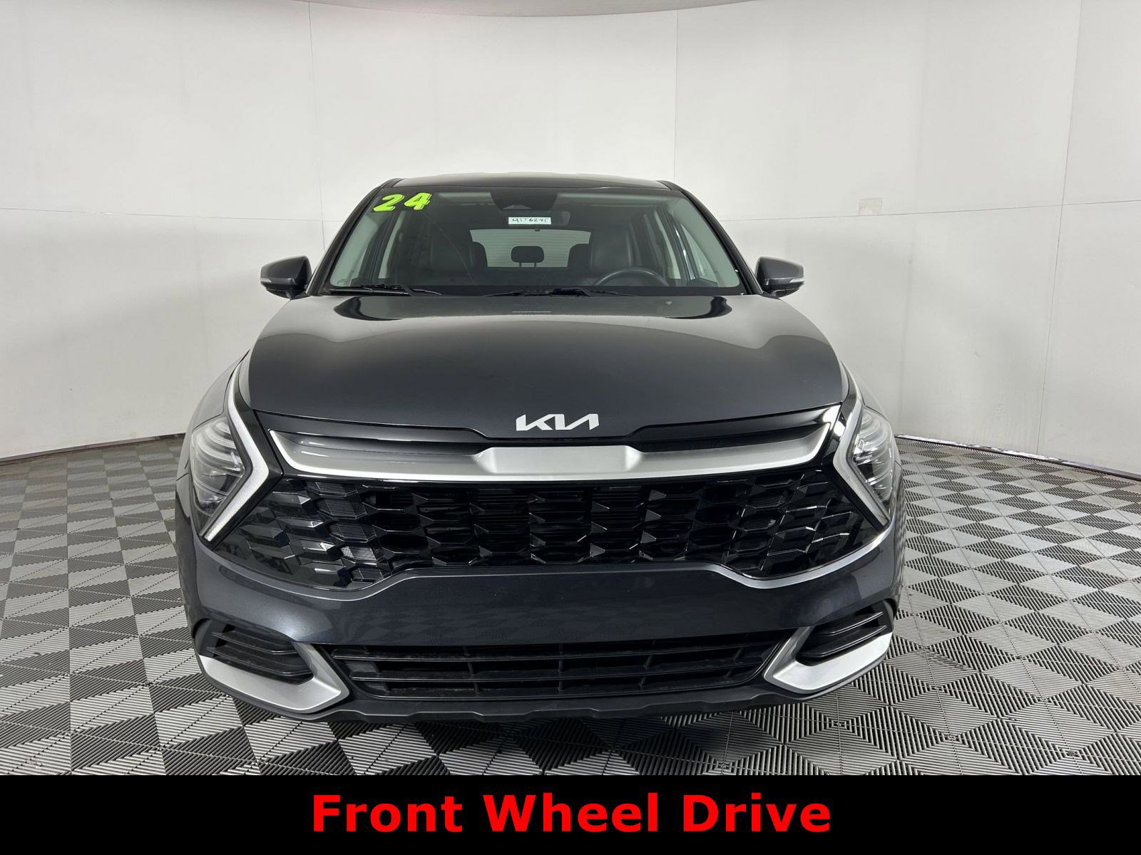 Certified 2024 Kia Sportage EX image 2