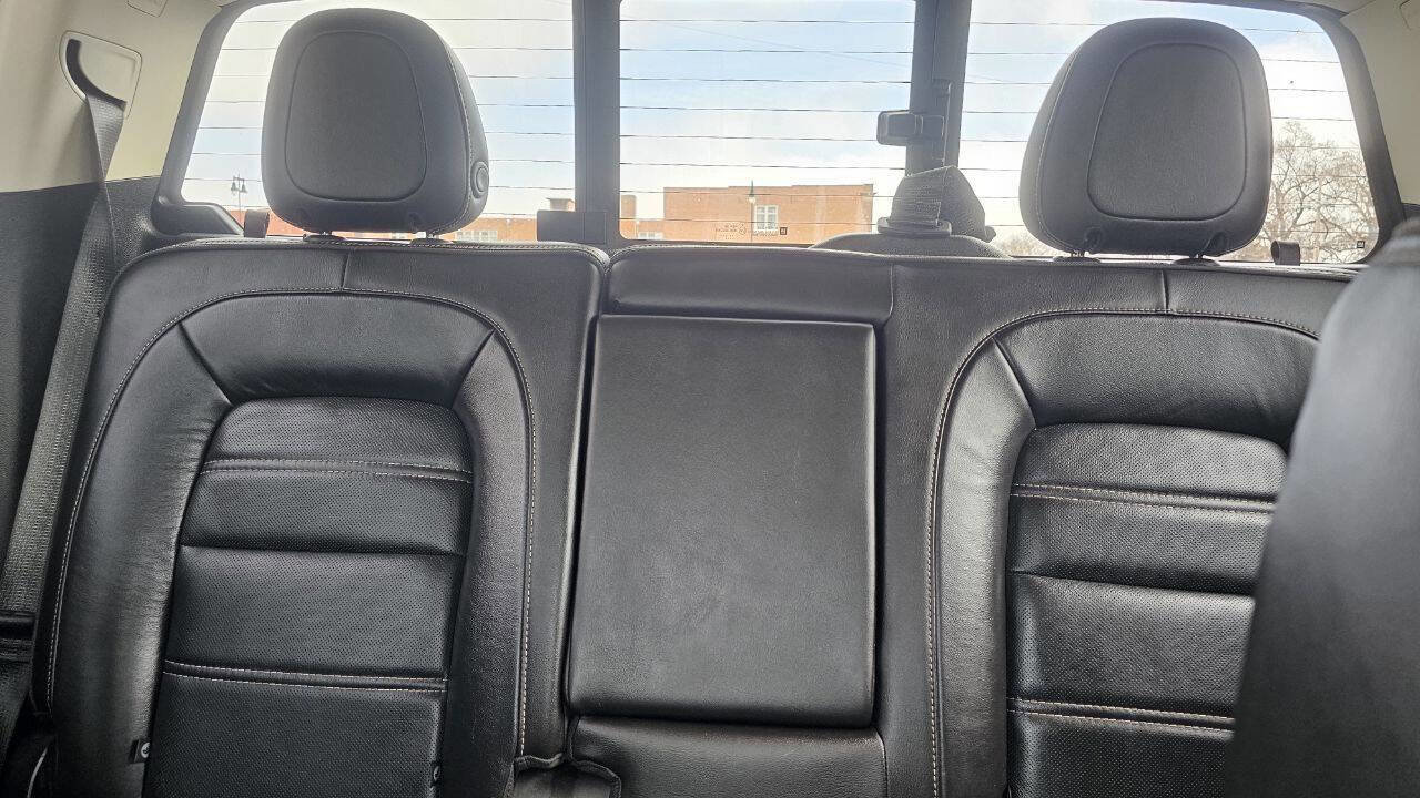 Used 2018 GMC Canyon Denali image 15