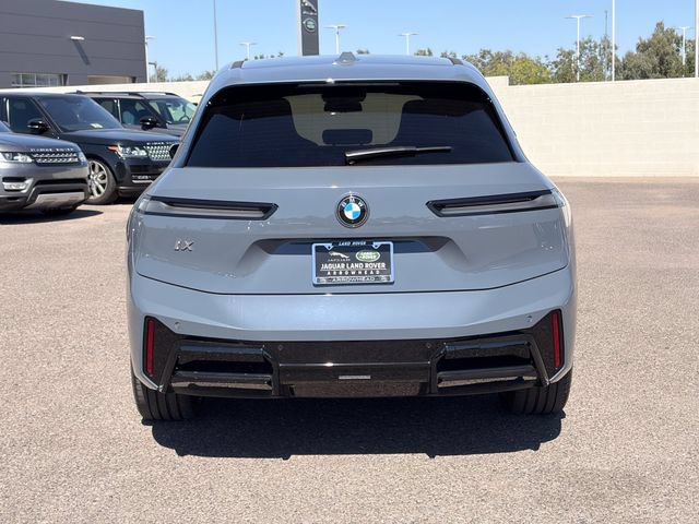 Used 2026 BMW iX xDrive45 w/ M Sport Package AWD/4WD image 29