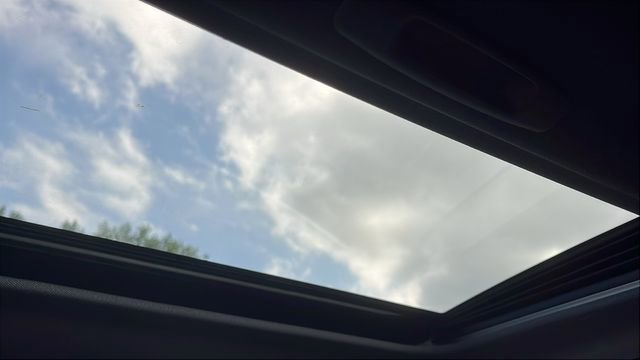 Certified 2024 Toyota Sienna XLE Woodland Edition image 22