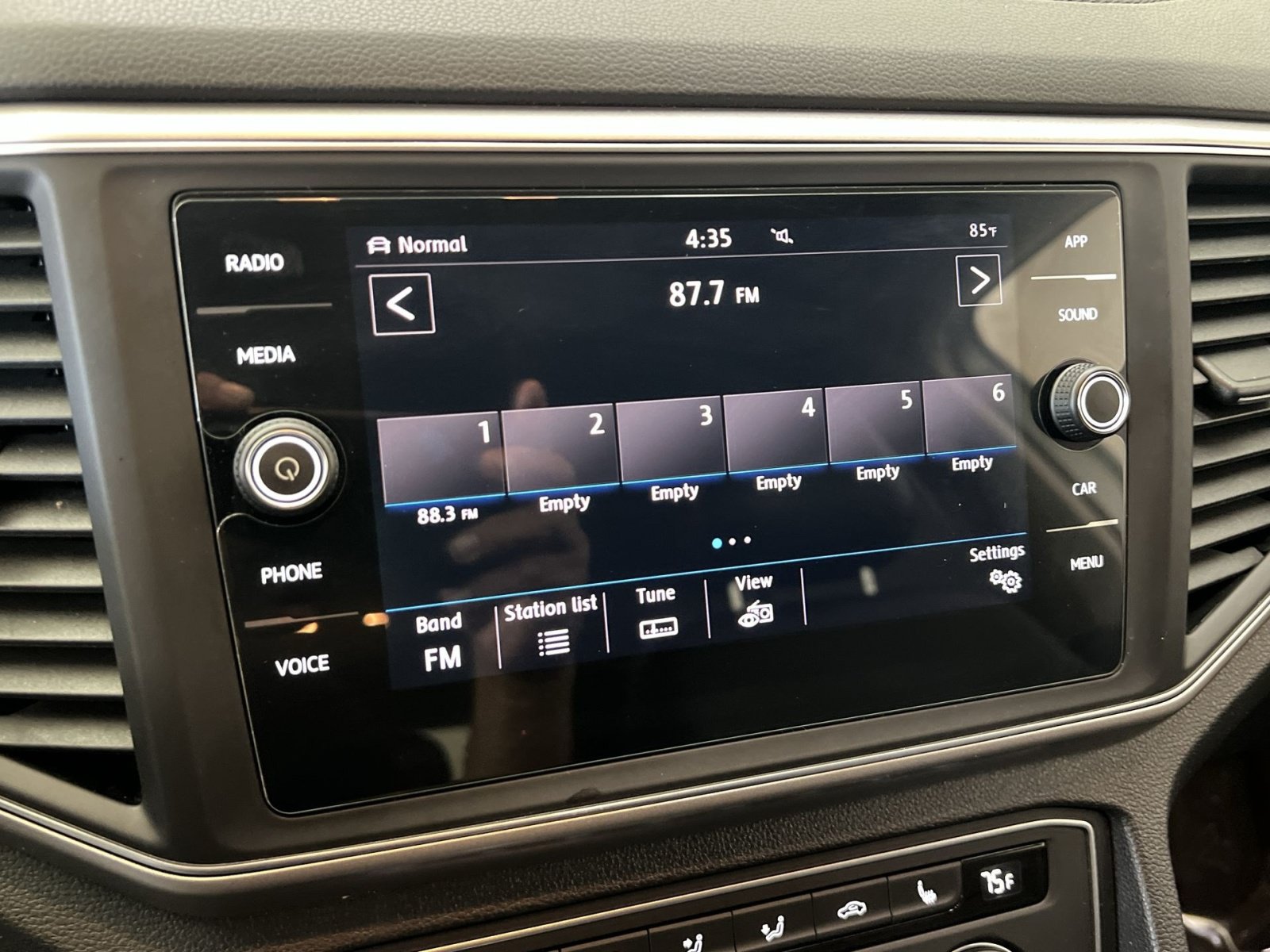Used 2019 Volkswagen Atlas SE AWD/4WD image 17