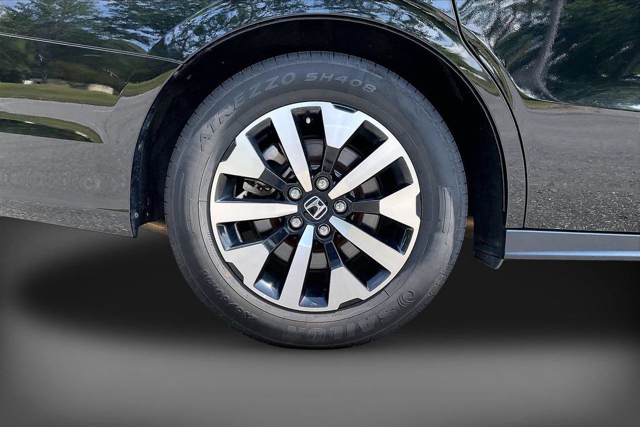 Used 2025 Honda Odyssey EX-L image 36