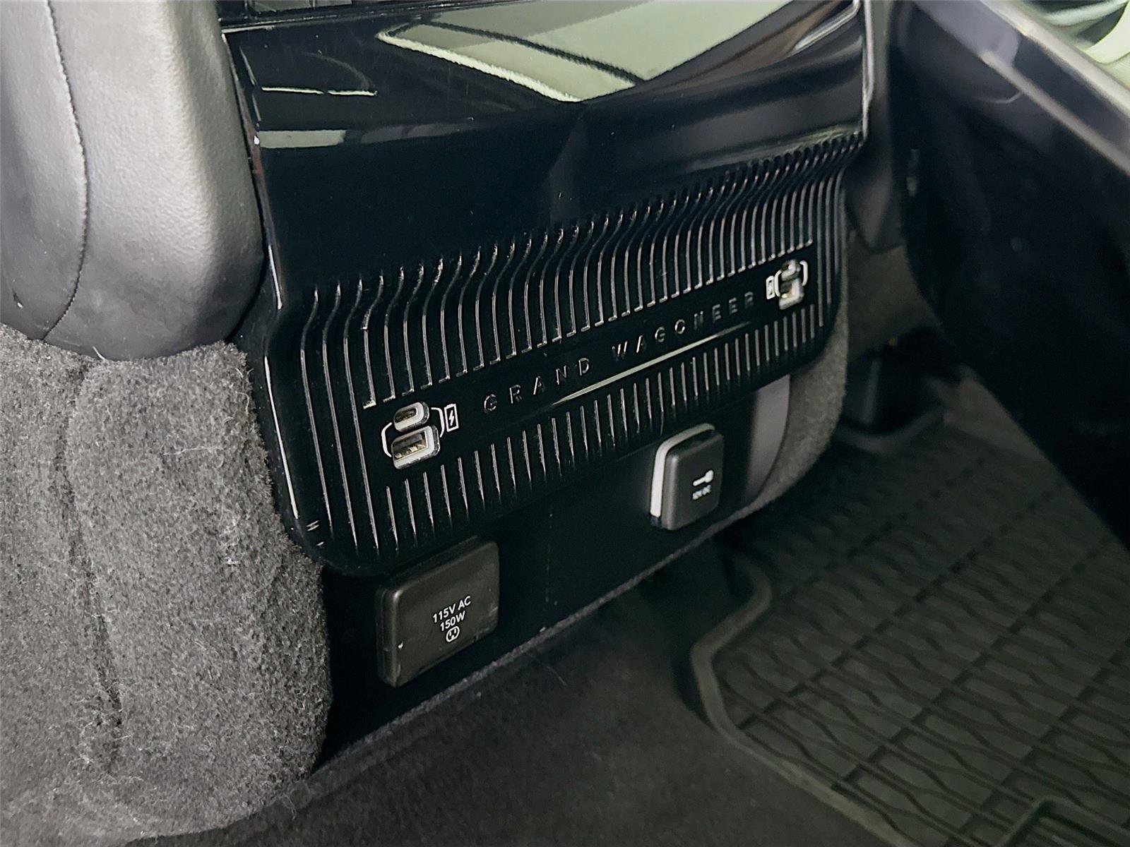 Used 2023 Jeep Grand Wagoneer L Series II w/ Rear Seat Video Group 1 image 21