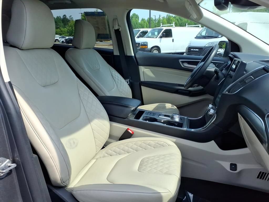 Used 2024 Ford Edge Titanium AWD/4WD image 28