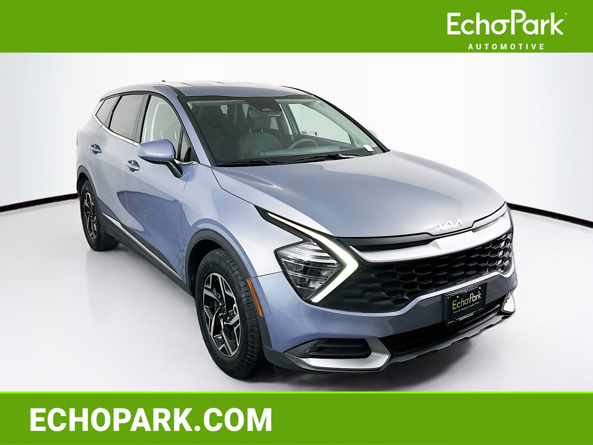 Used 2025 Kia Sportage LX image 1