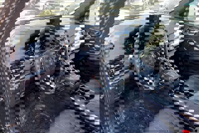 Used 2025 Acura RDX SH-AWD image 14