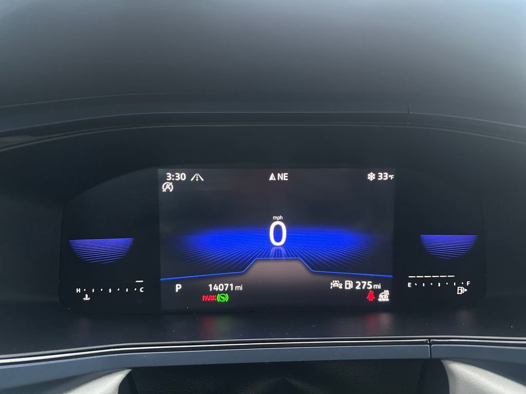 Certified 2022 Volkswagen Taos SE image 8