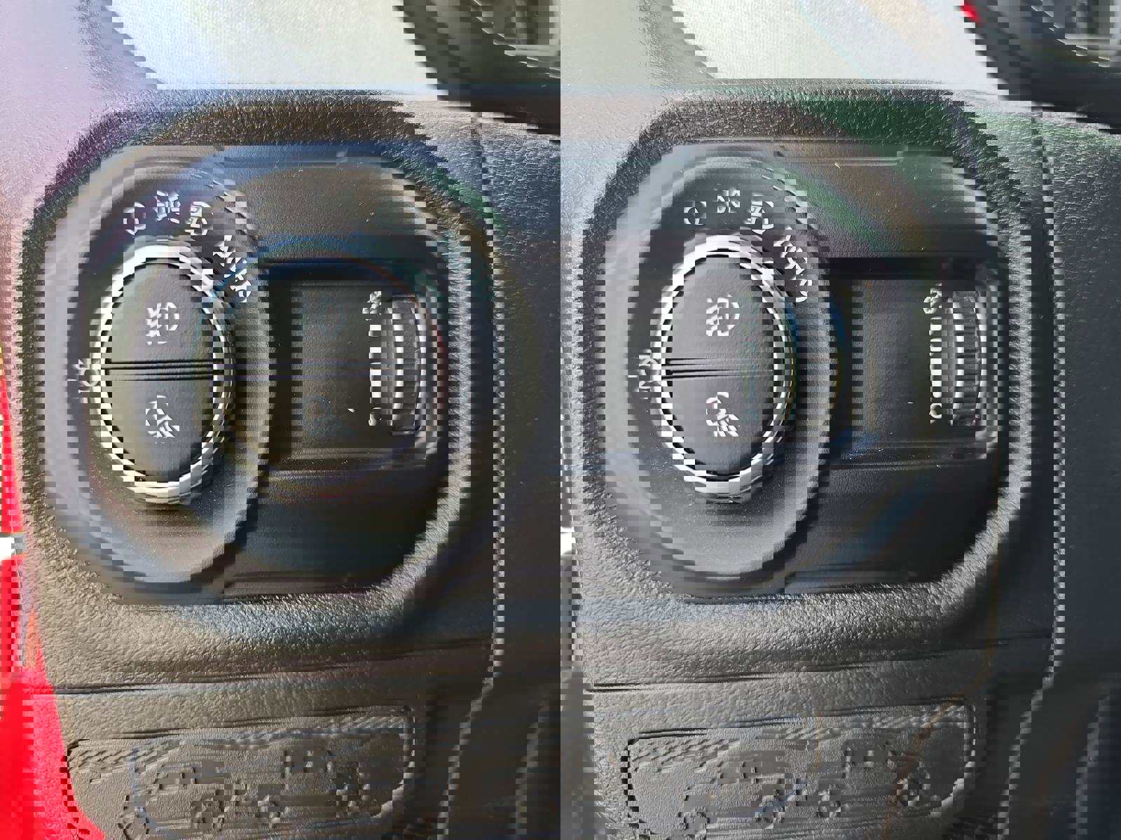 Used 2024 Jeep Gladiator Sport image 26