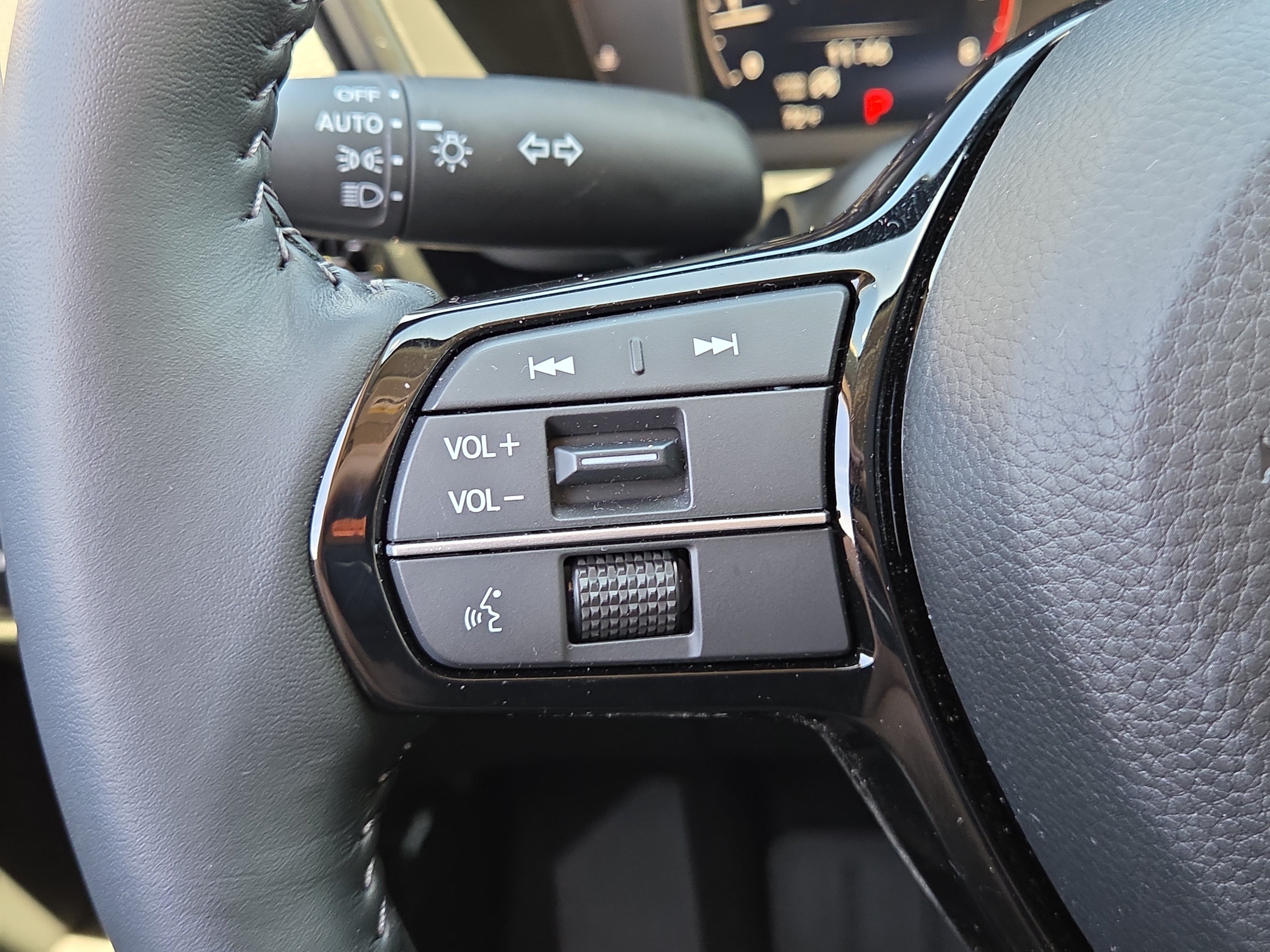 Used 2026 Honda CR-V EX-L image 19