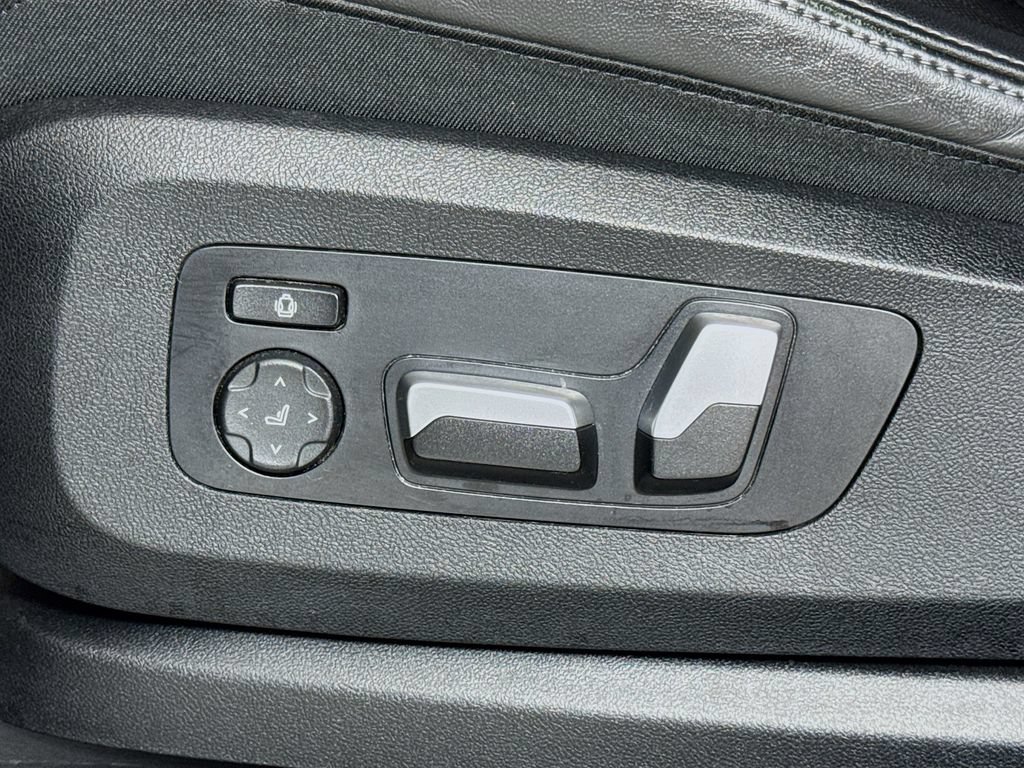 Used 2023 BMW X5 xDrive40i w/ Premium Package AWD/4WD image 15