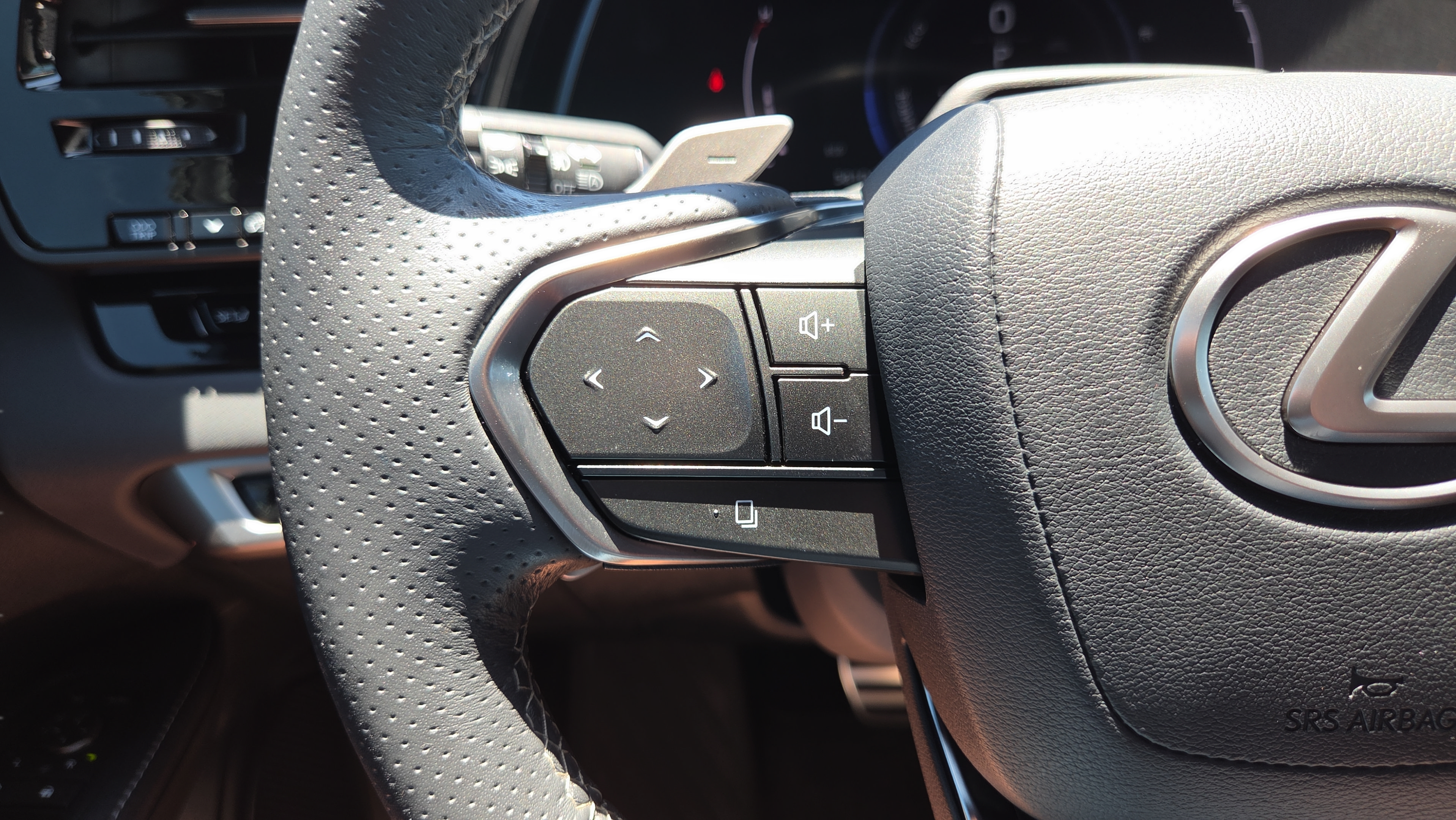 Used 2024 Lexus RX 500h F Sport w/ Convenience Package AWD/4WD image 27