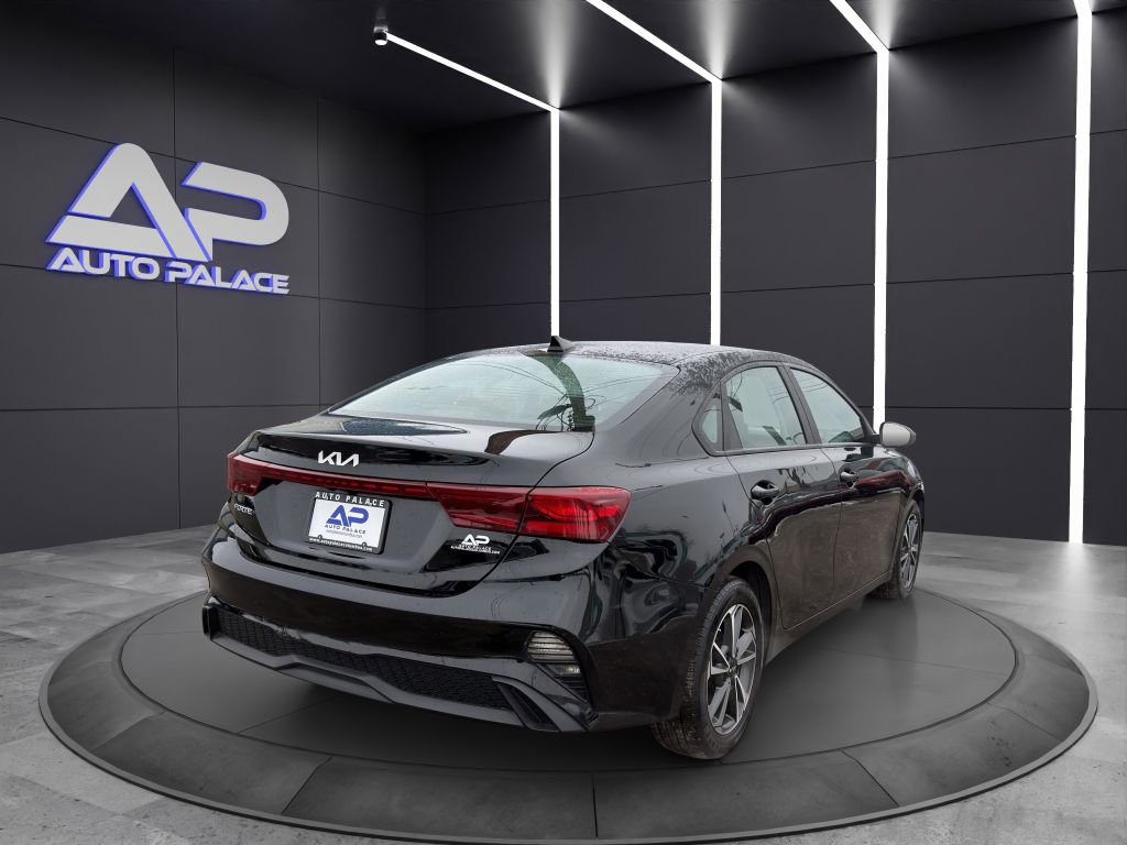 Used 2023 Kia Forte LXS image 6