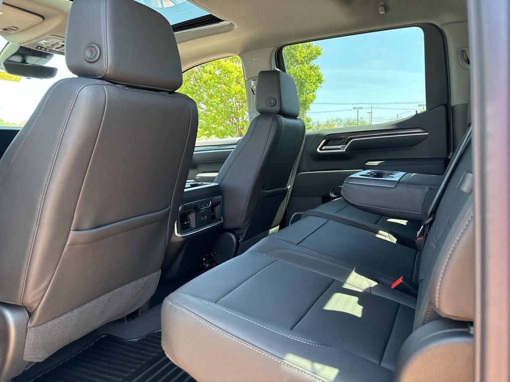 New 2025 Chevrolet Silverado 1500 LTZ w/ Technology Package image 24