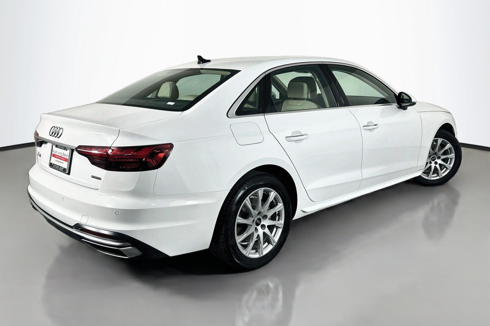Used 2023 Audi A4 2.0T Premium AWD/4WD image 14