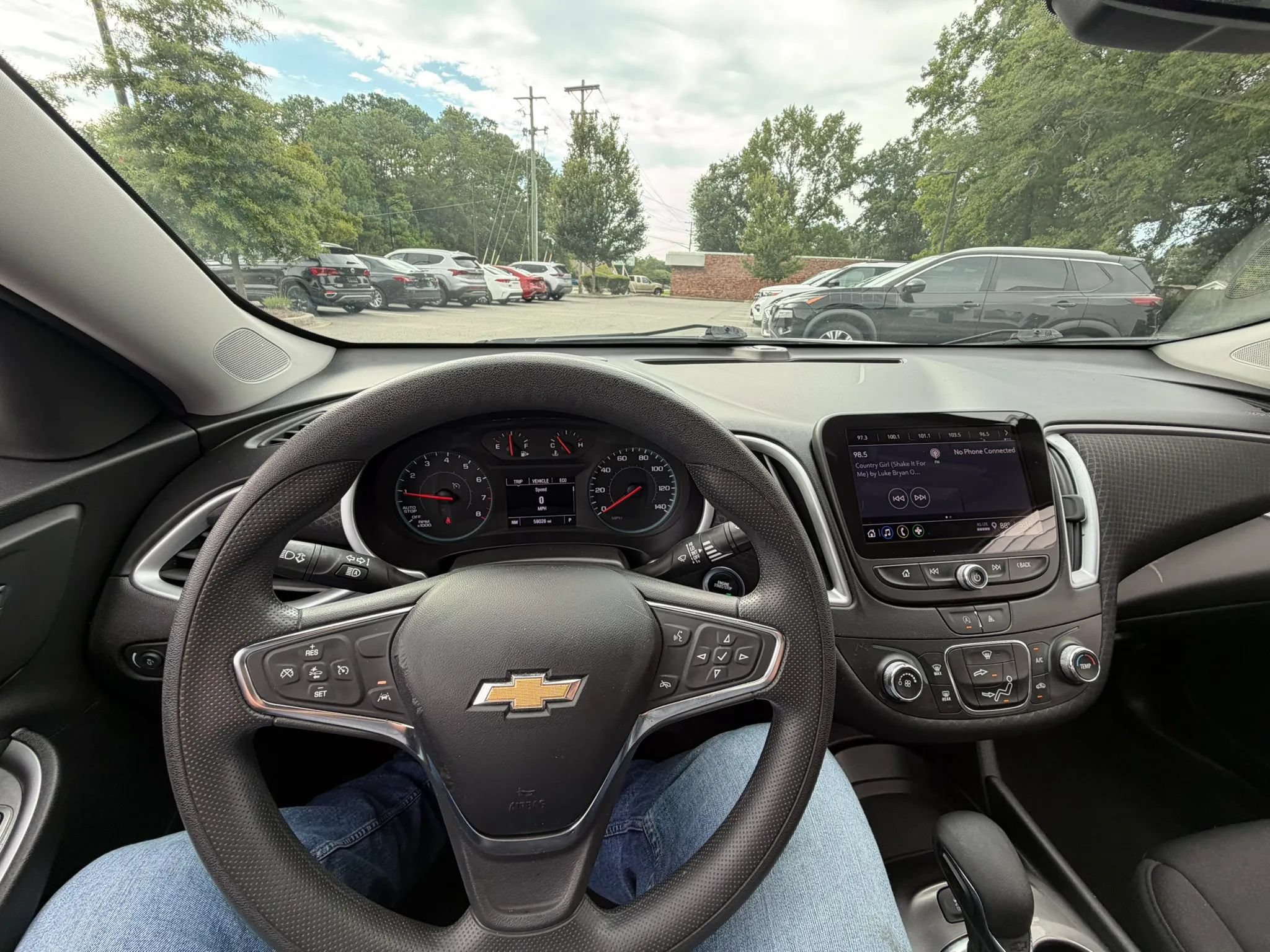 Used 2023 Chevrolet Malibu LS w/ Driver Confidence Package FWD image 9