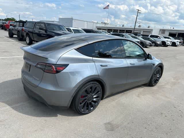 Used 2024 Tesla Model Y Performance AWD/4WD image 22