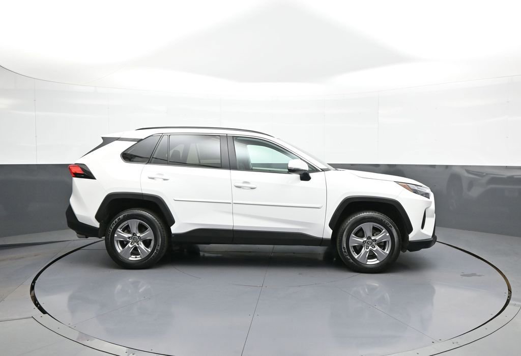 Used 2023 Toyota RAV4 XLE w/ XLE Grade Weather Package AWD/4WD image 5