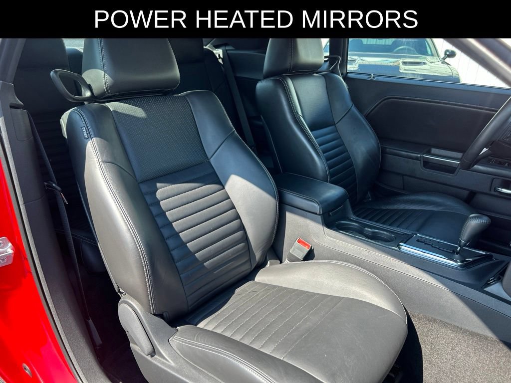 Used 2014 Dodge Challenger SXT Plus RWD image 21