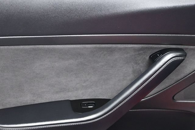 Used 2020 Tesla Model 3 Standard Range RWD image 10