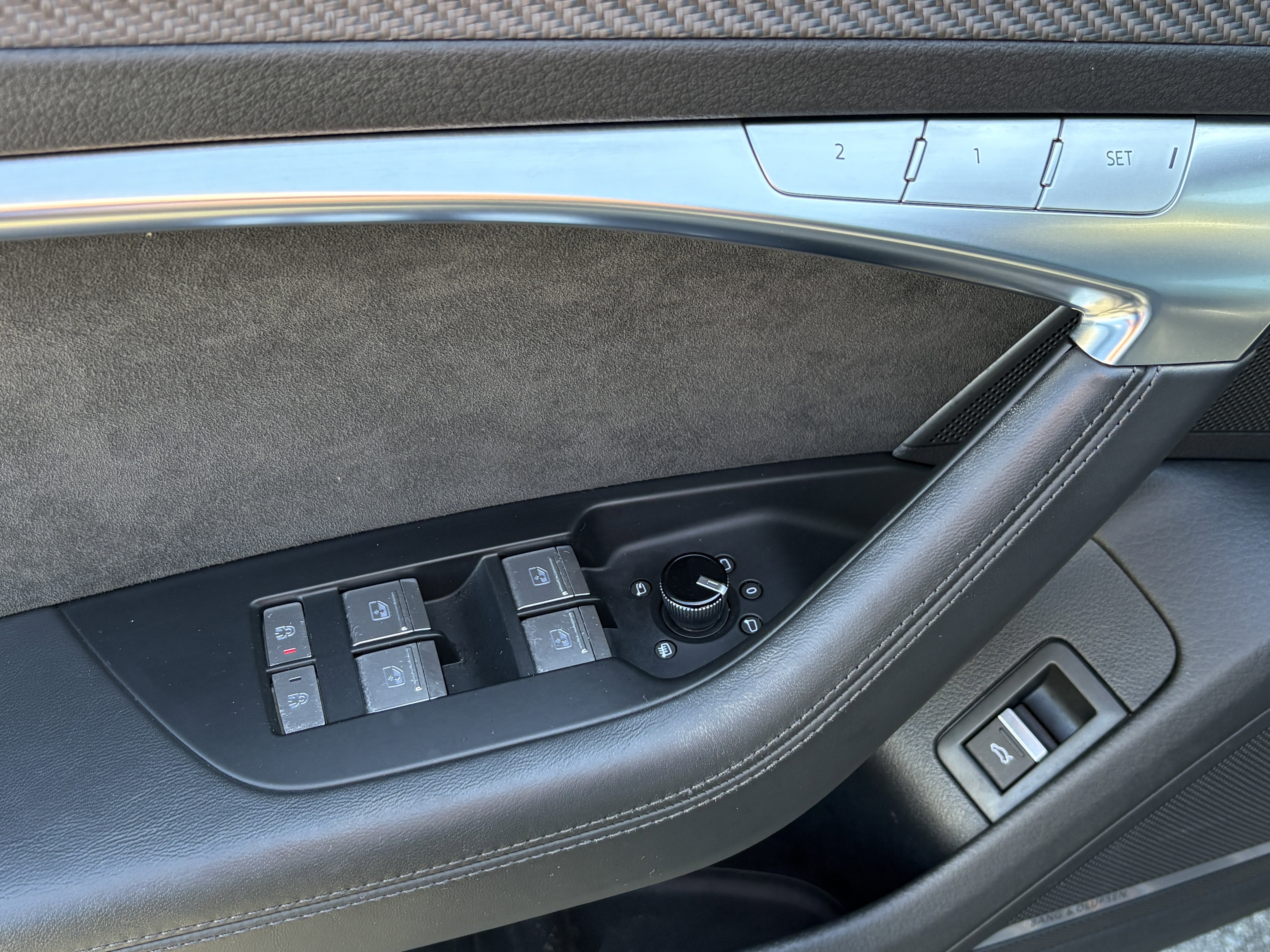 Used 2021 Audi RS 7 Sportback w/ Carbon Optic Package image 18