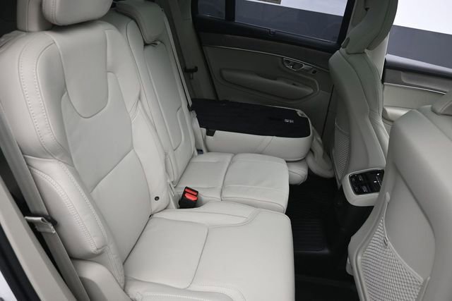 Certified 2026 Volvo XC90 T8 Ultra w/ Protection Package Premier AWD/4WD image 27