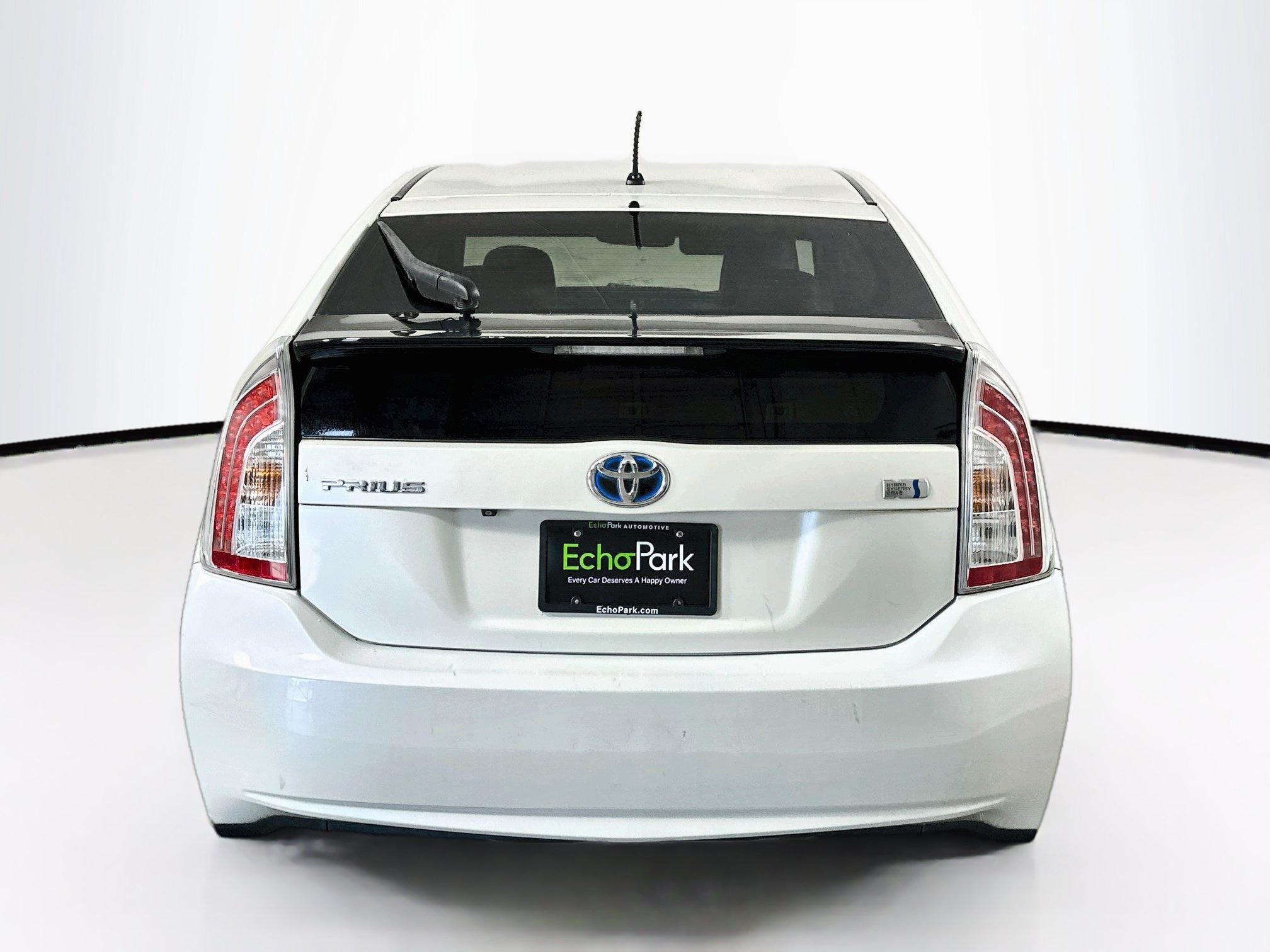 Used 2015 Toyota Prius Two FWD image 7