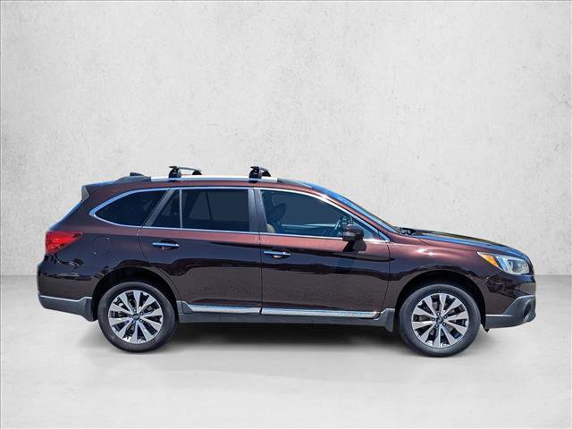 Used 2017 Subaru Outback 2.5i Touring w/ Popular Package #5A AWD/4WD image 4