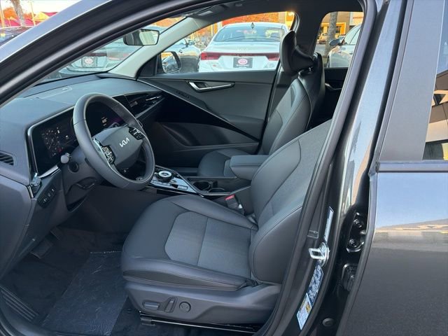 New 2025 Kia Niro Wind w/ Wind Preserve Package image 8