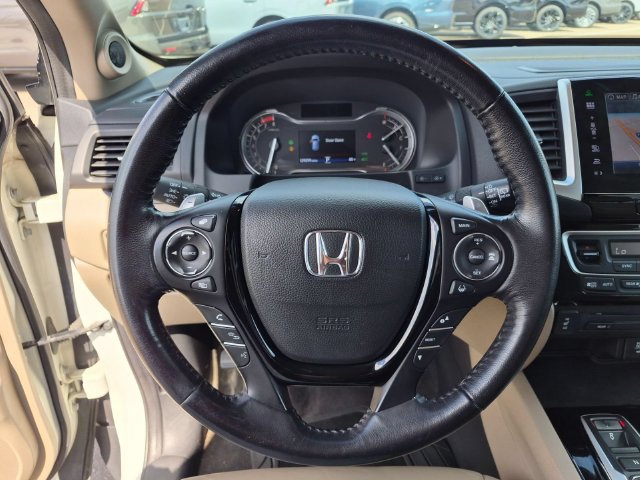 Used 2016 Honda Pilot Touring image 19