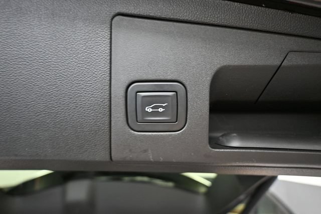 Used 2019 Cadillac XT5 Platinum AWD/4WD image 44