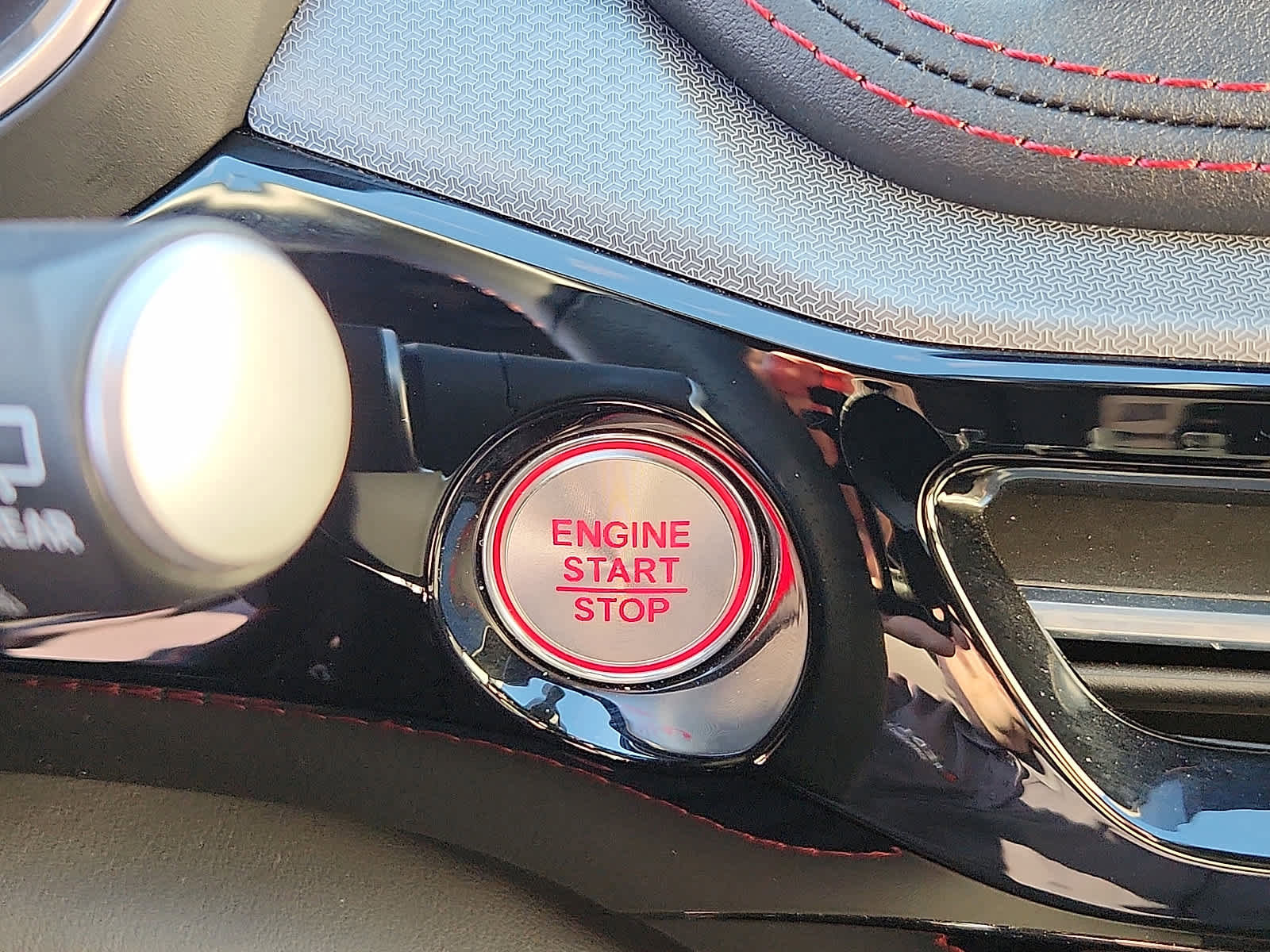 Used 2025 Acura MDX A-Spec image 26