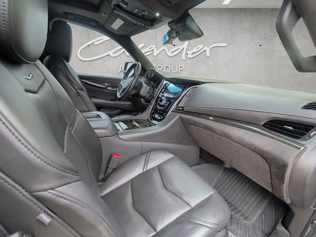 Used 2019 Cadillac Escalade ESV Platinum image 24