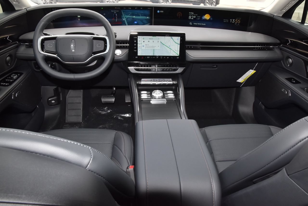 New 2026 Lincoln Nautilus Reserve AWD/4WD image 23