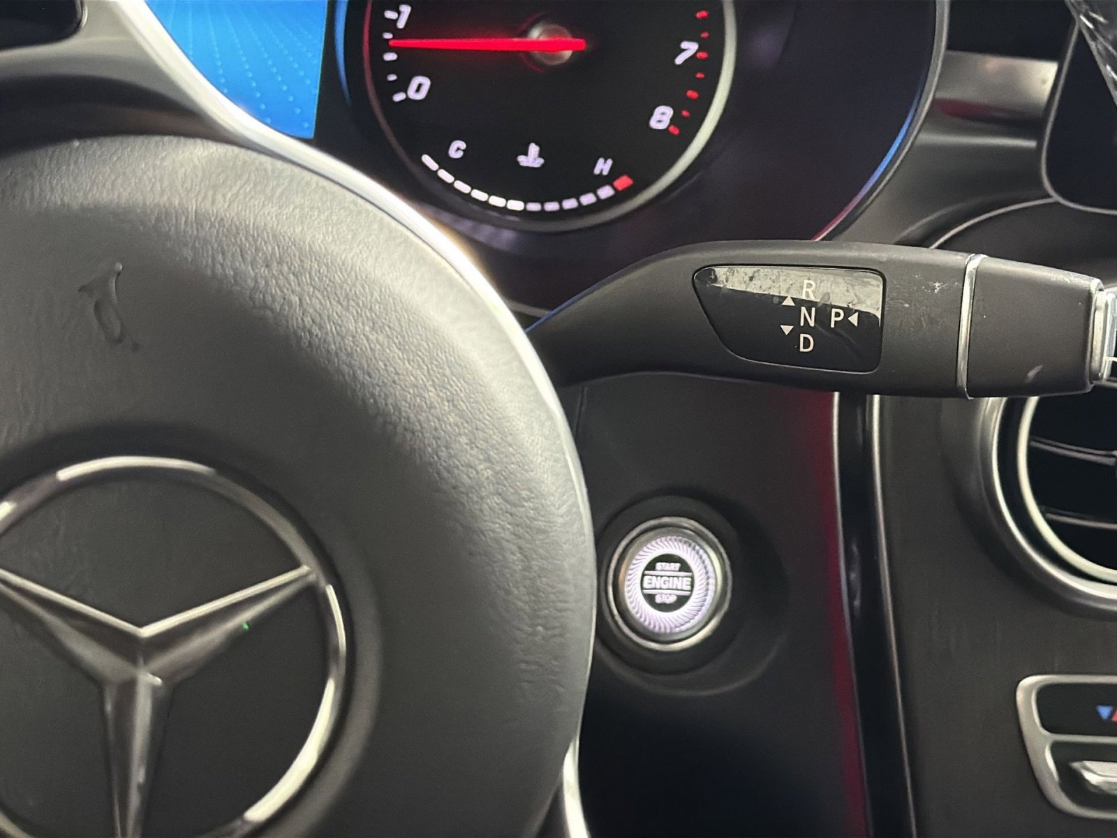 Used 2020 Mercedes-Benz GLC 300 GLC 300 image 22