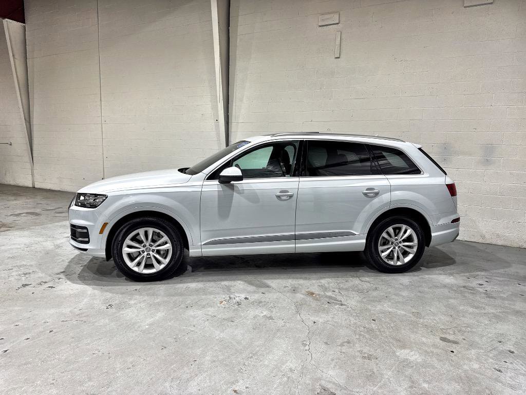 Used 2018 Audi Q7 3.0T Premium Plus w/ Premium Plus Package image 19