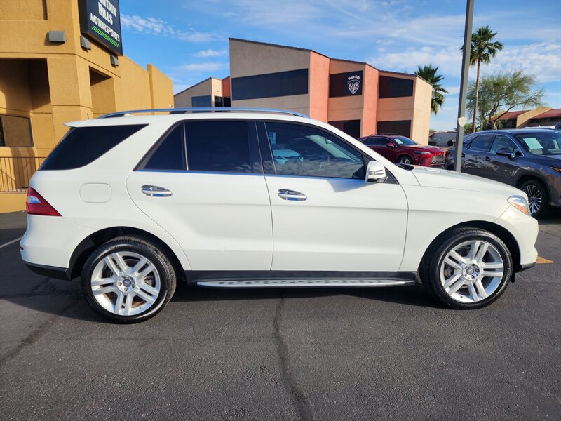Used 2015 Mercedes-Benz ML 350 4MATIC w/ Premium 1 Package image 2