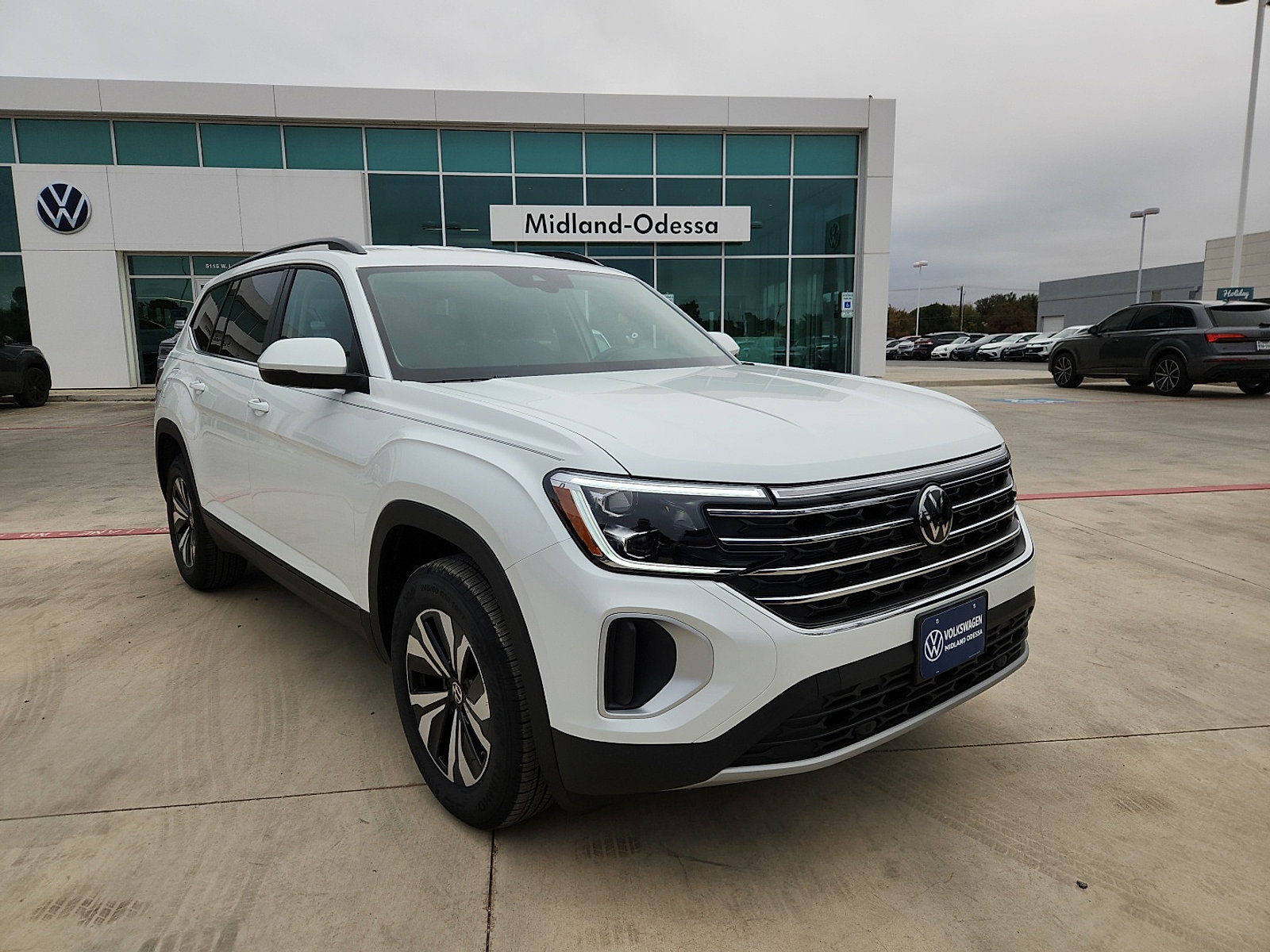 New 2026 Volkswagen Atlas SE