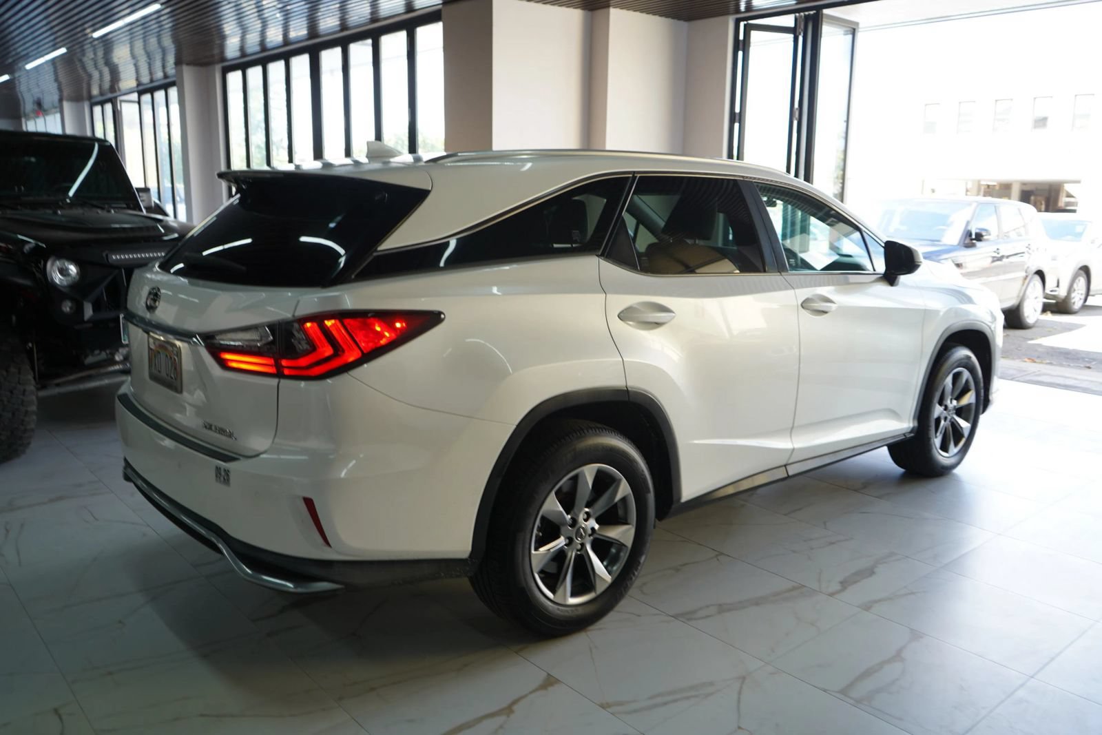 Used 2019 Lexus RX 350L FWD image 21