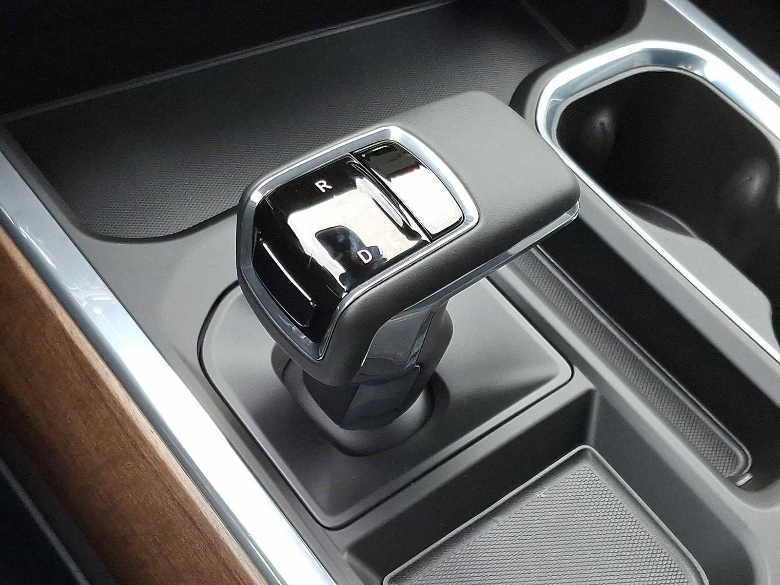 New 2026 Chevrolet Silverado 1500 High Country w/ Midnight Edition image 9