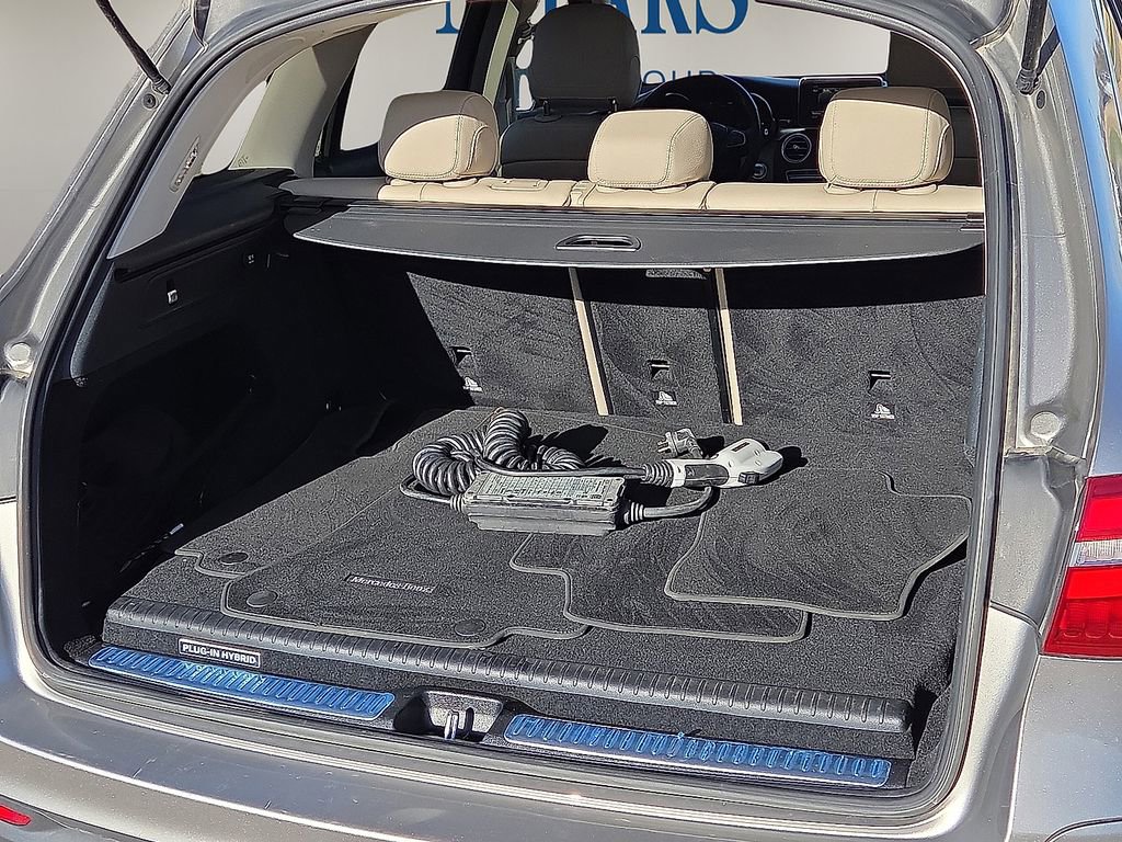 Used 2019 Mercedes-Benz GLC 350e 4MATIC image 20